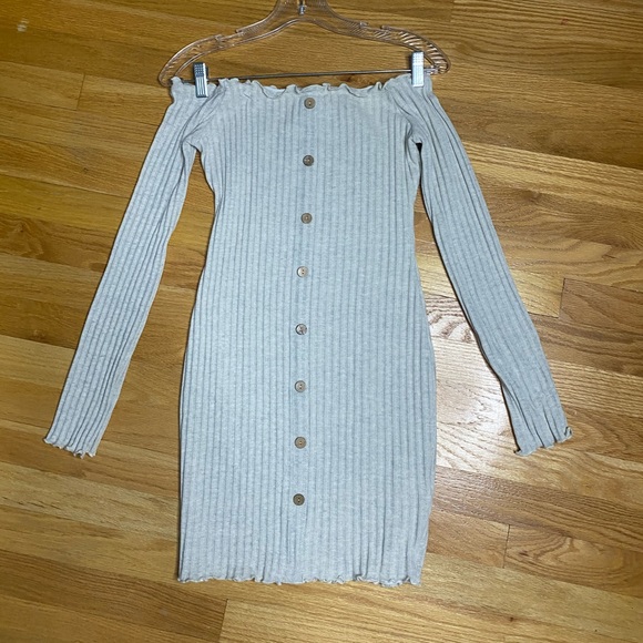 Fashion Nova:Jacklyn Off Shoulder Dress in Oatmeal - Picture 3 of 7